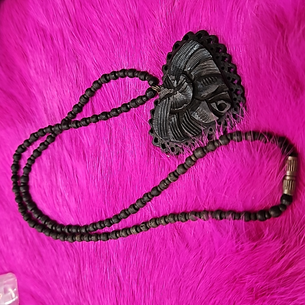 BLACK EBONY WOOD‎ HEART NECKLACE HAWAIIAN